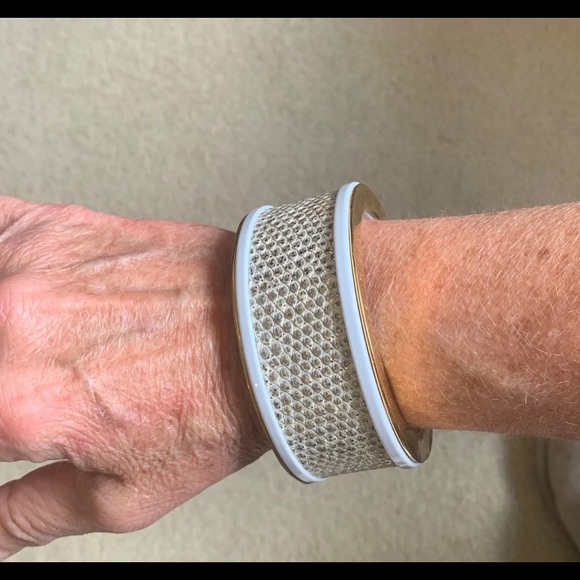 Set of KARA ROSS Snakeskin enamel bangles - Picture 4 of 4